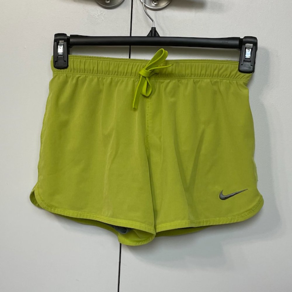 Athletic shorts